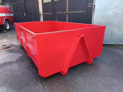 Traktorový nosič kontejnerů